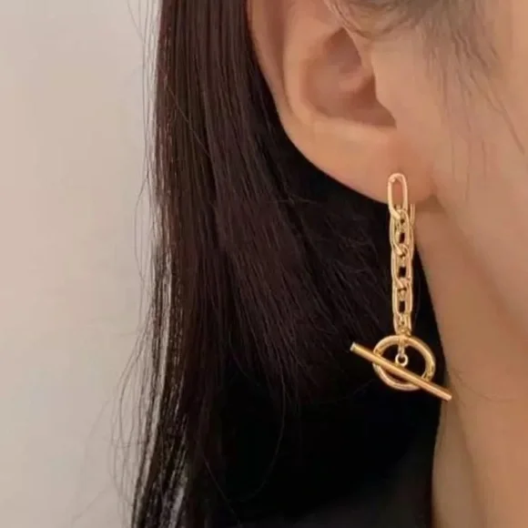 Gold Chunky Statement Chain Loop Stud Earrings - Picture 1 of 2